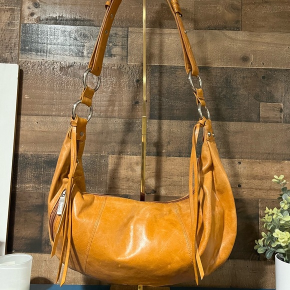 HOBO International Cognac Color Slouch Shoulder Bag Tan Orange Purse Leather - Picture 1 of 7